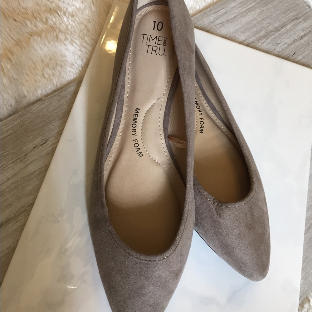 Time and Tru, flat shoe